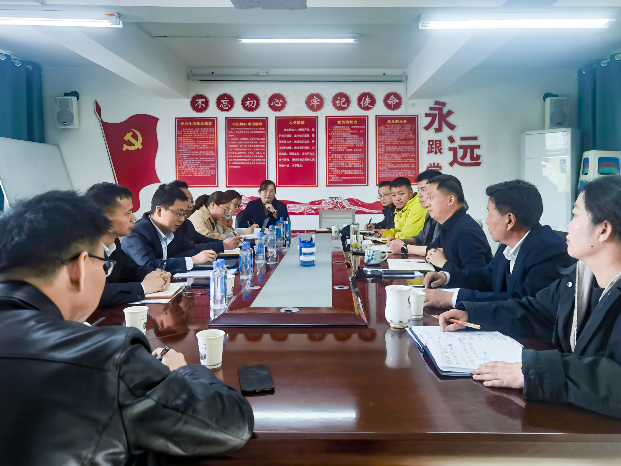 张贵重代总经理在高争科技、高争建设公司调研2 2.jpg